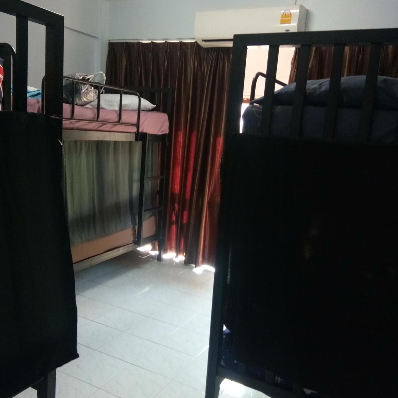 Shady's Guest house 2*