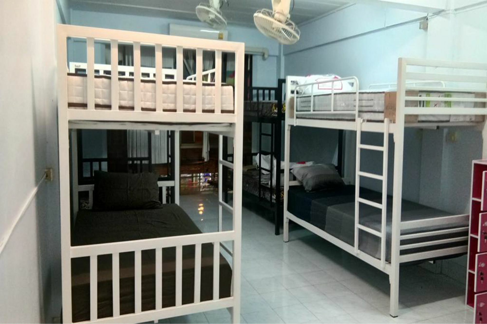 Guest house Shady's 2*